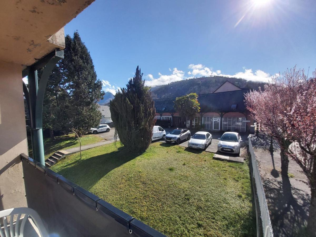 Appartement T2 Avec Balcon A Argeles Gazost Exterior photo